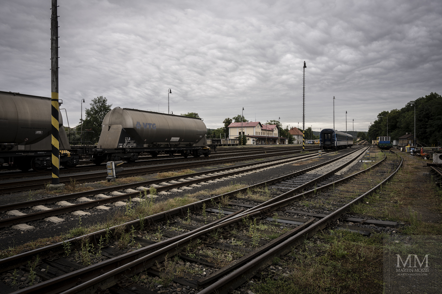 The tracks farthest from the station building. Railway station Rakovnik.
