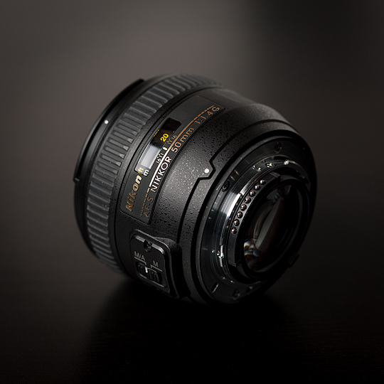 Nikkor 50 mm/1.4G - rear view.